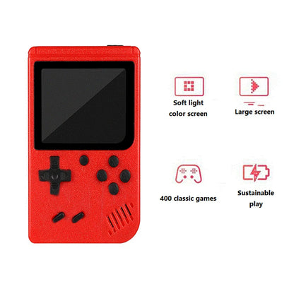 Um console de jogo pequeno portátil vermelho retrô clássico para crianças com centenas de carregamento de jogo pode ser conectado à TV